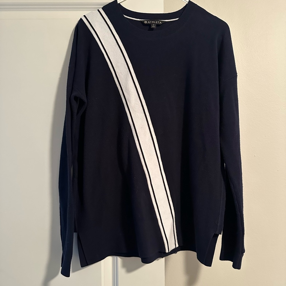 Womens size small new Athleta sweater